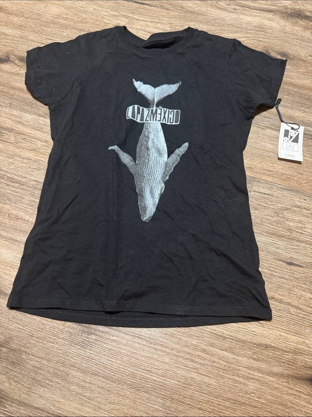 Women’s Black Tee with Silver Whale Graphic-La Paz, Mexico XS